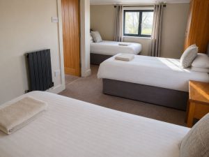 willow lodge triple bedroom single beds