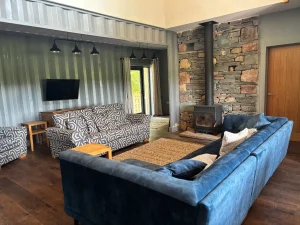 willow lodge lounge area